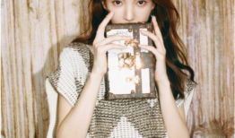 吃瓜爆料赵丽颖谈恋爱,甜蜜恋情引网友热议